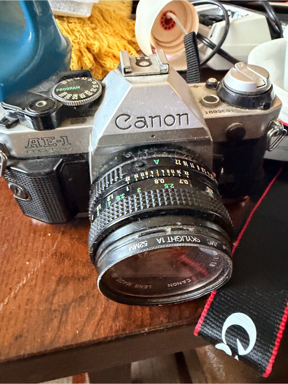 Vintage Canon AE-1 35mm Film Camera in Silver and Black one owner not sure works